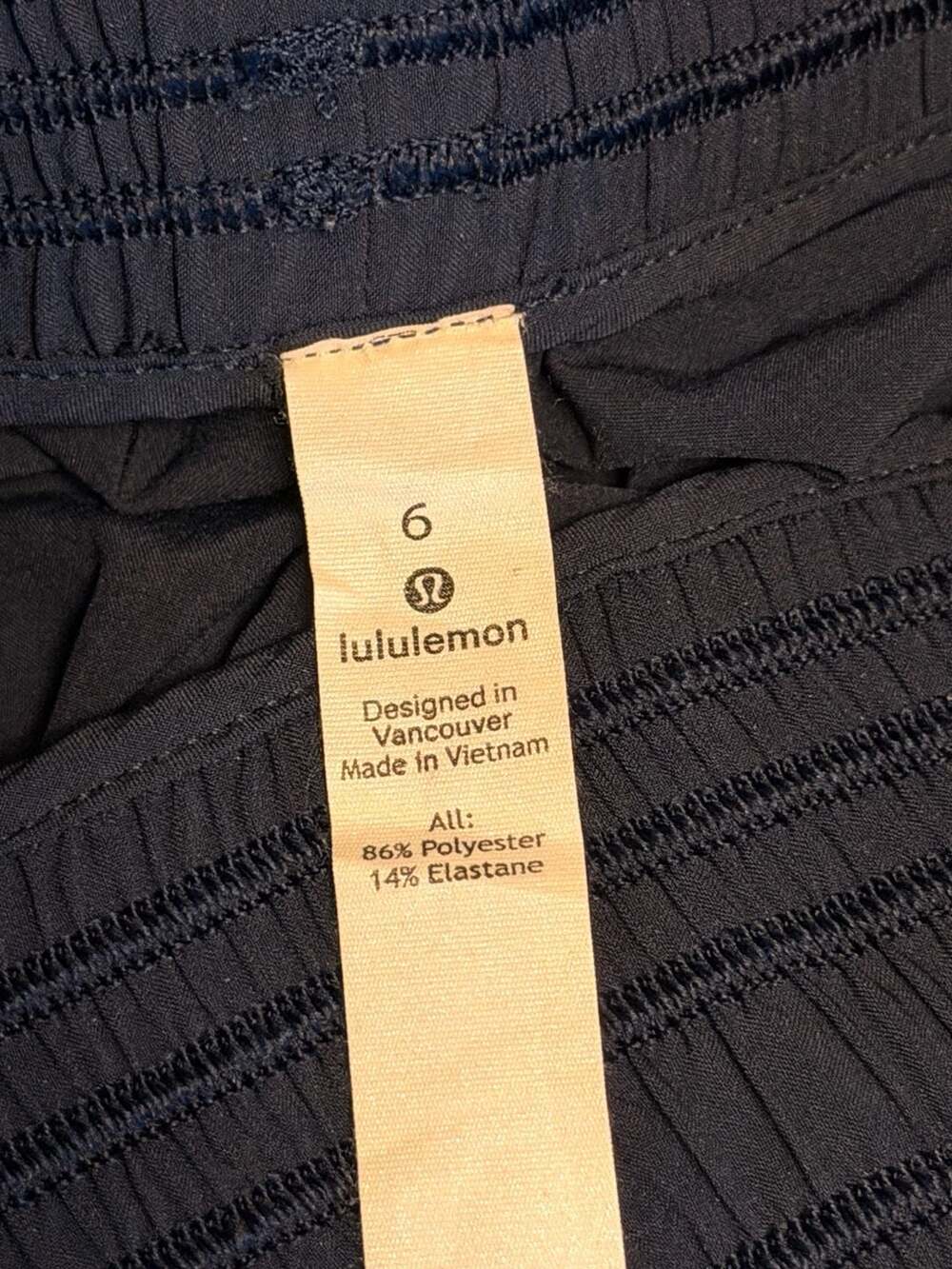 Lululemon Pace Rival Skirt Size 6 Black - Picture 3 of 3